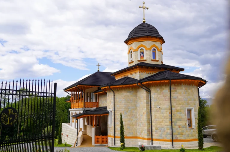 Sfințirea unei biserici ortodoxe: etape, semnificație și pregătire